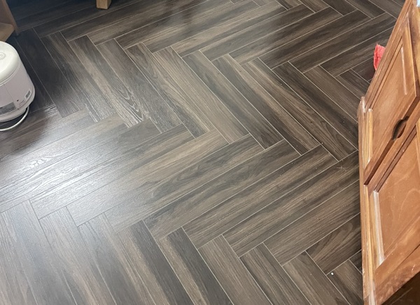 sàn gỗ xương cá Quảng Bình