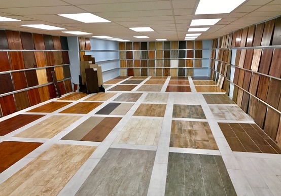 showroom sàn gỗ
