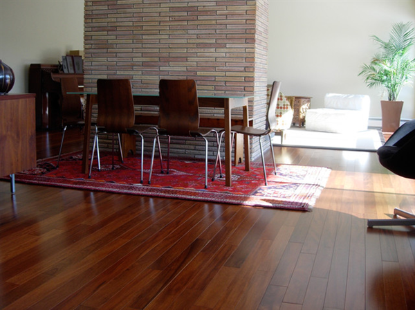 Sàn gỗ lim lào 15x92x900 mm
