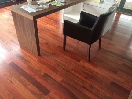 sàn gỗ lim tự nhiên giá rẻ nhất hà nội