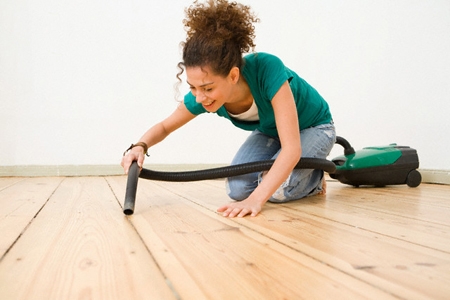 cách vệ sinh sàn gỗ