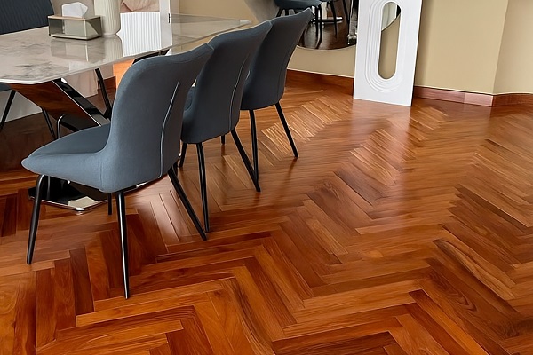 đại lý sàn gỗ xương cá gõ đỏ hà nội giá rẻ