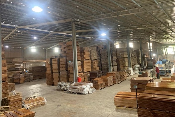 kho sàn gỗ tự nhiên Hà Nội