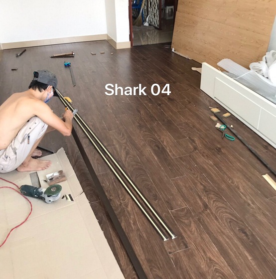 thợ làm sàn gỗ shark