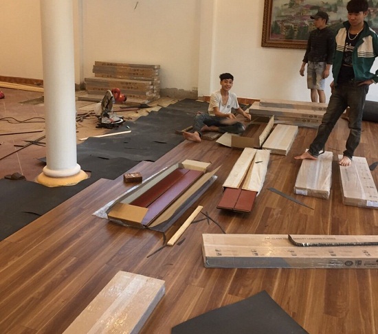 thi công lắp đặt sàn gỗ Maxwood