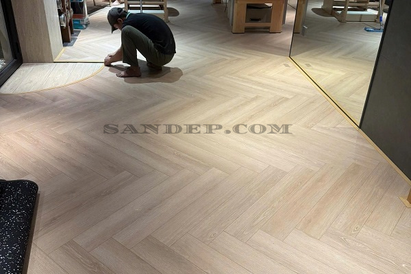 sàn gỗ xương cá Inovar biệt thự