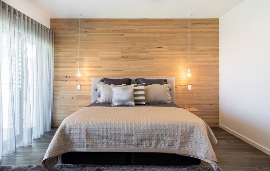 ốp tường gỗ đầu giường phòng ngủ