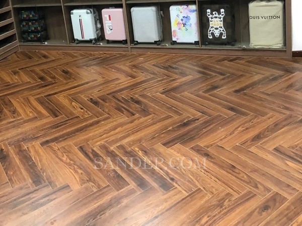 Màu sắc và Vân gỗ Sàn gỗ xương cá Acacia A809