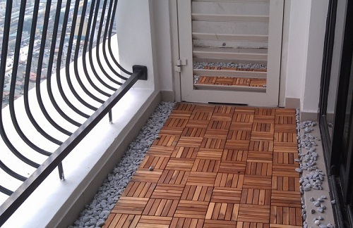 sàn gỗ ngoài trời lắp cho ban công