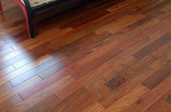 sàn gỗ giáng hương dày 15mm solid