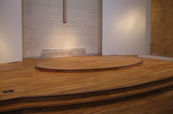 sàn gỗ sân khấu trong nhà