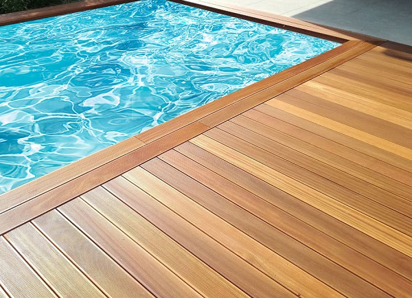 sàn gỗ teak ngoài trời bể bơi