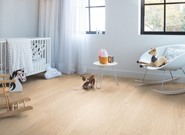 Sàn gỗ Alsafloor lắp đặt phòng cho trẻ an toàn chống mối mọt