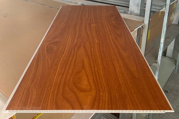 tấm ốp trần nhựa nano giả gỗ